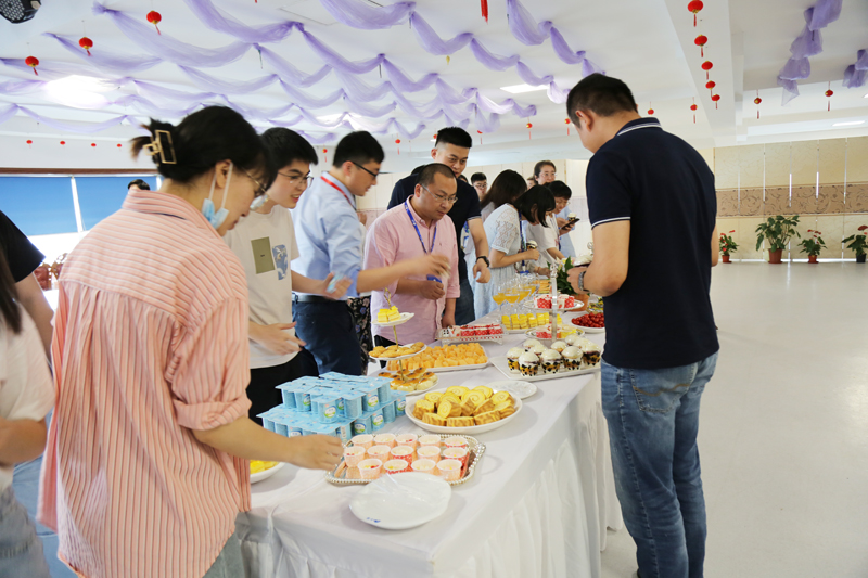 幸福旋乐吧 幸福下午茶 幸福生日会